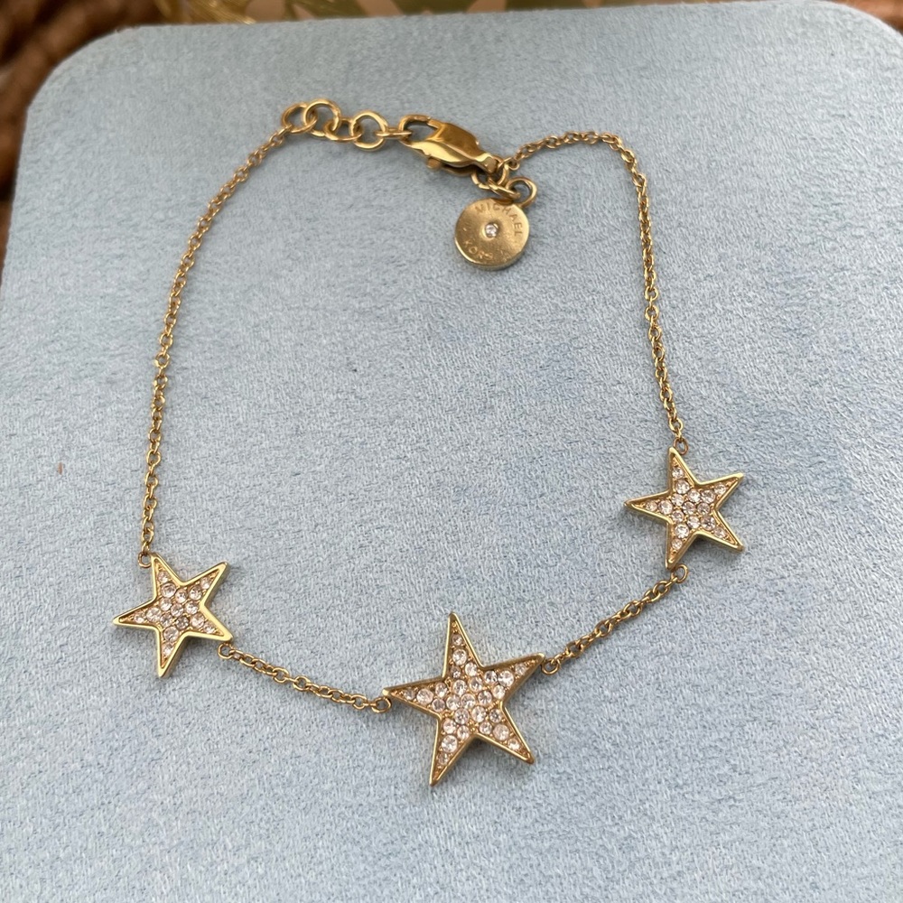 SOLD! 🌟 Michael Kors Gold Stars Bracelet 🌟 - Picture 4 of 4